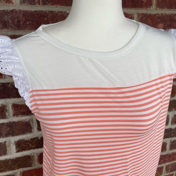 Ladies Peach Stripe Eyelet Flutter Sleeve Top Size Small - Picture 2 of 6